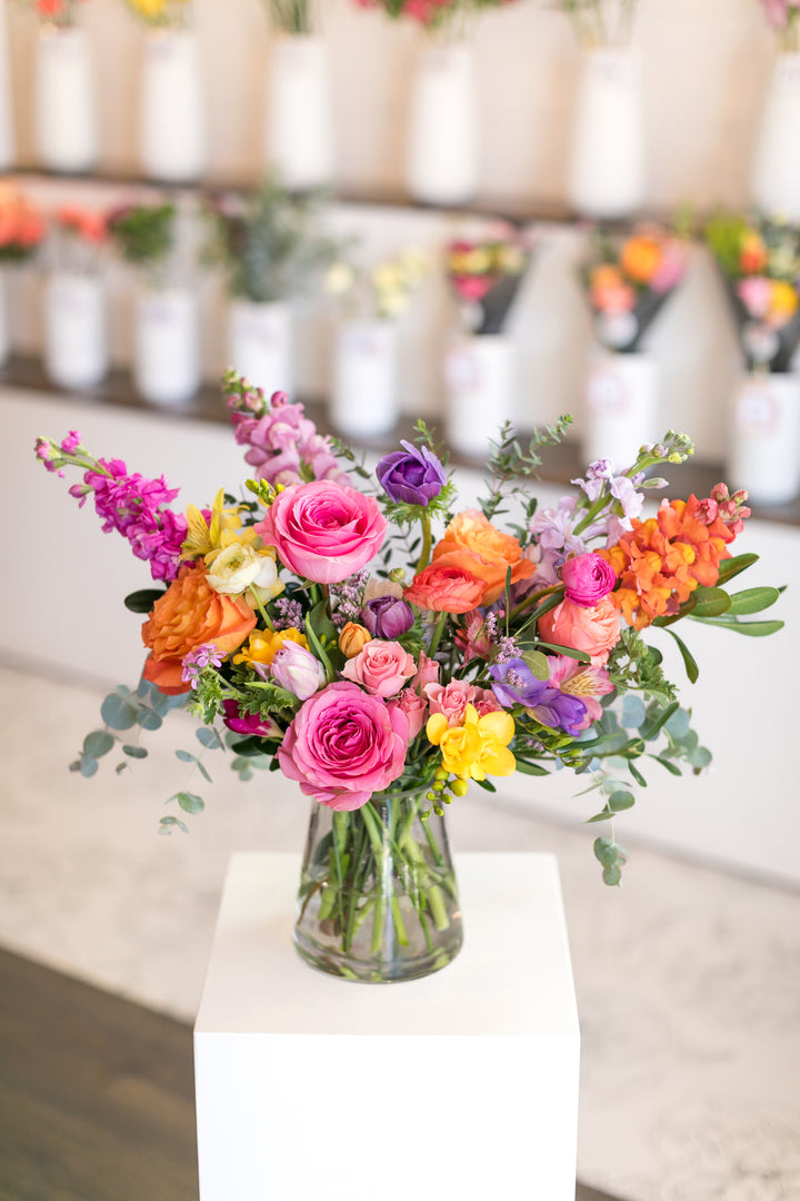 Grand Spring arrangement Lee's Summit flower order