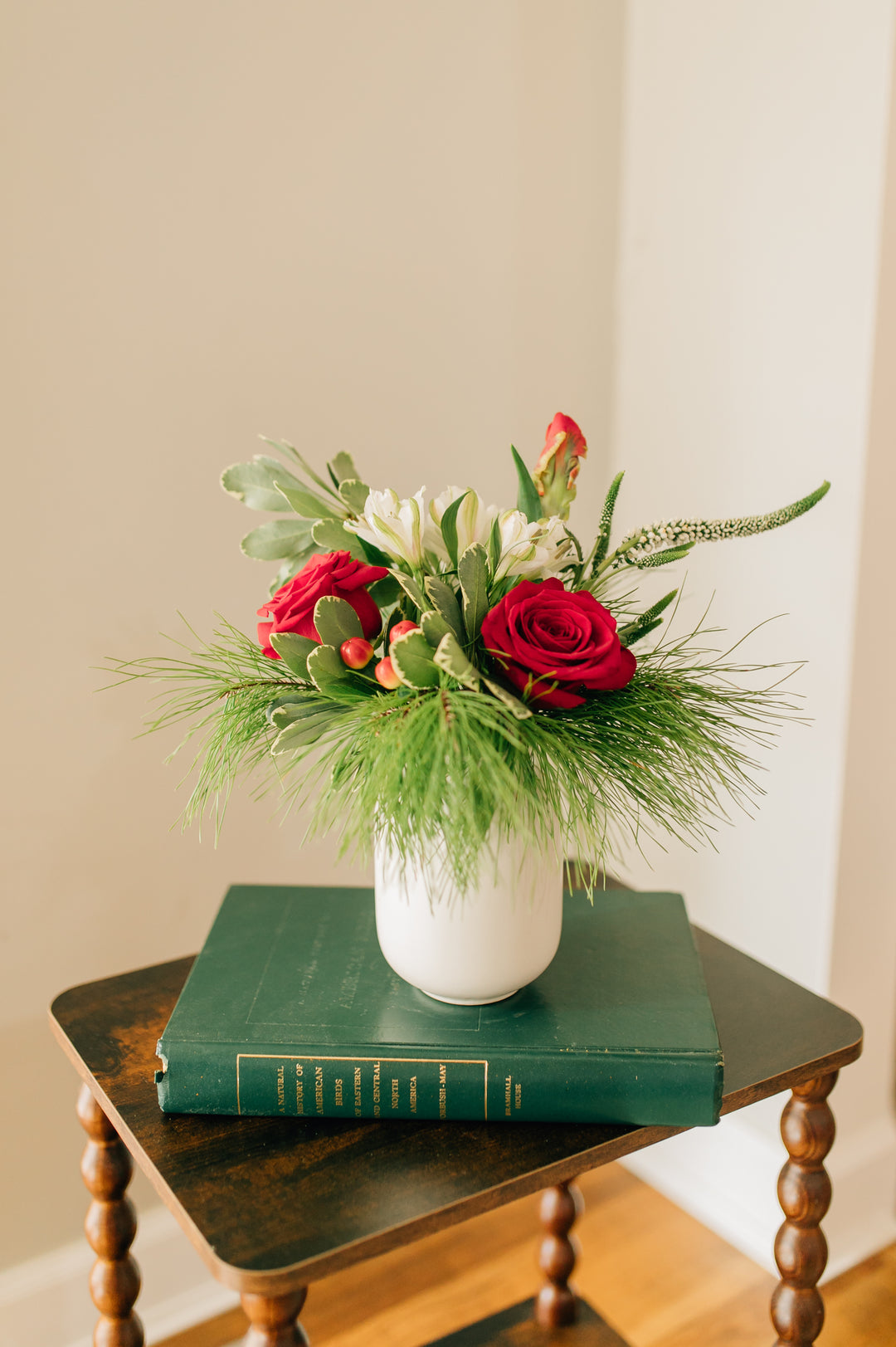 Petite Christmas arrangement classic reds and greens Kansas City Lee's Summit Florist Delivery
Christmas Cutie Lee's Summit Florist