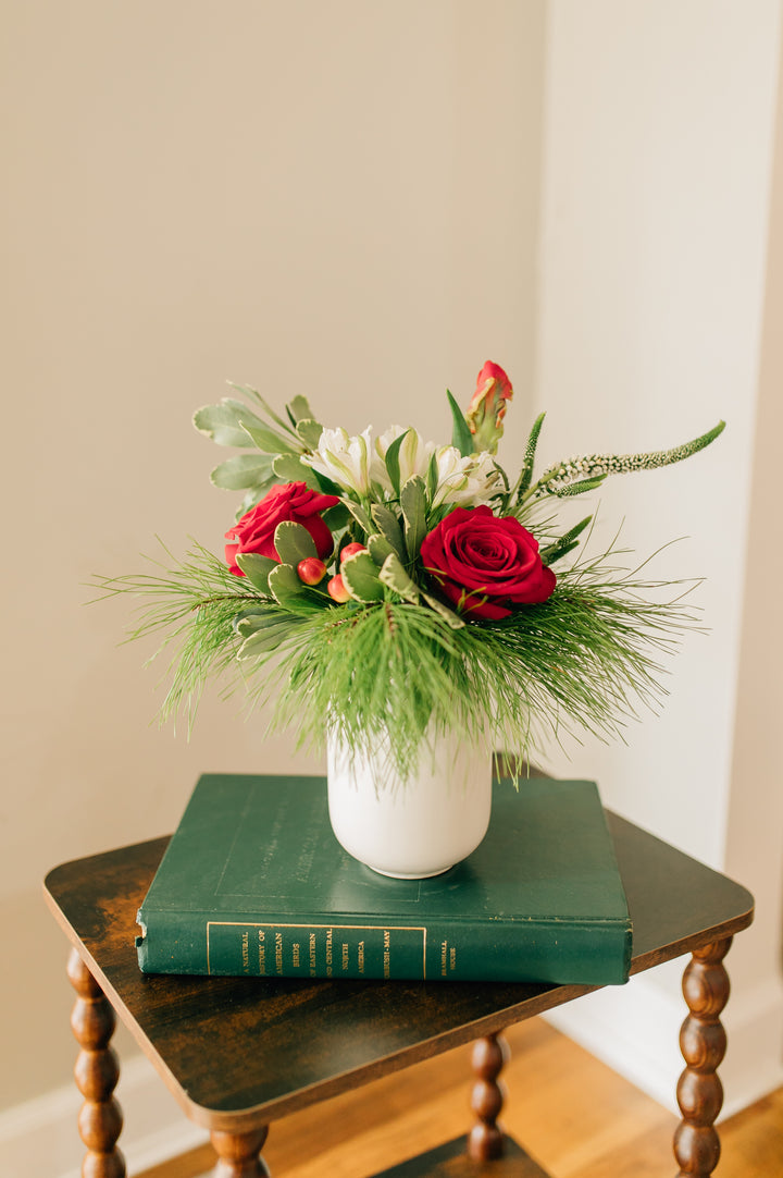 Petite Christmas arrangement classic reds and greens Kansas City Lee's Summit Florist Delivery
Christmas Cutie Lee's Summit Florist
