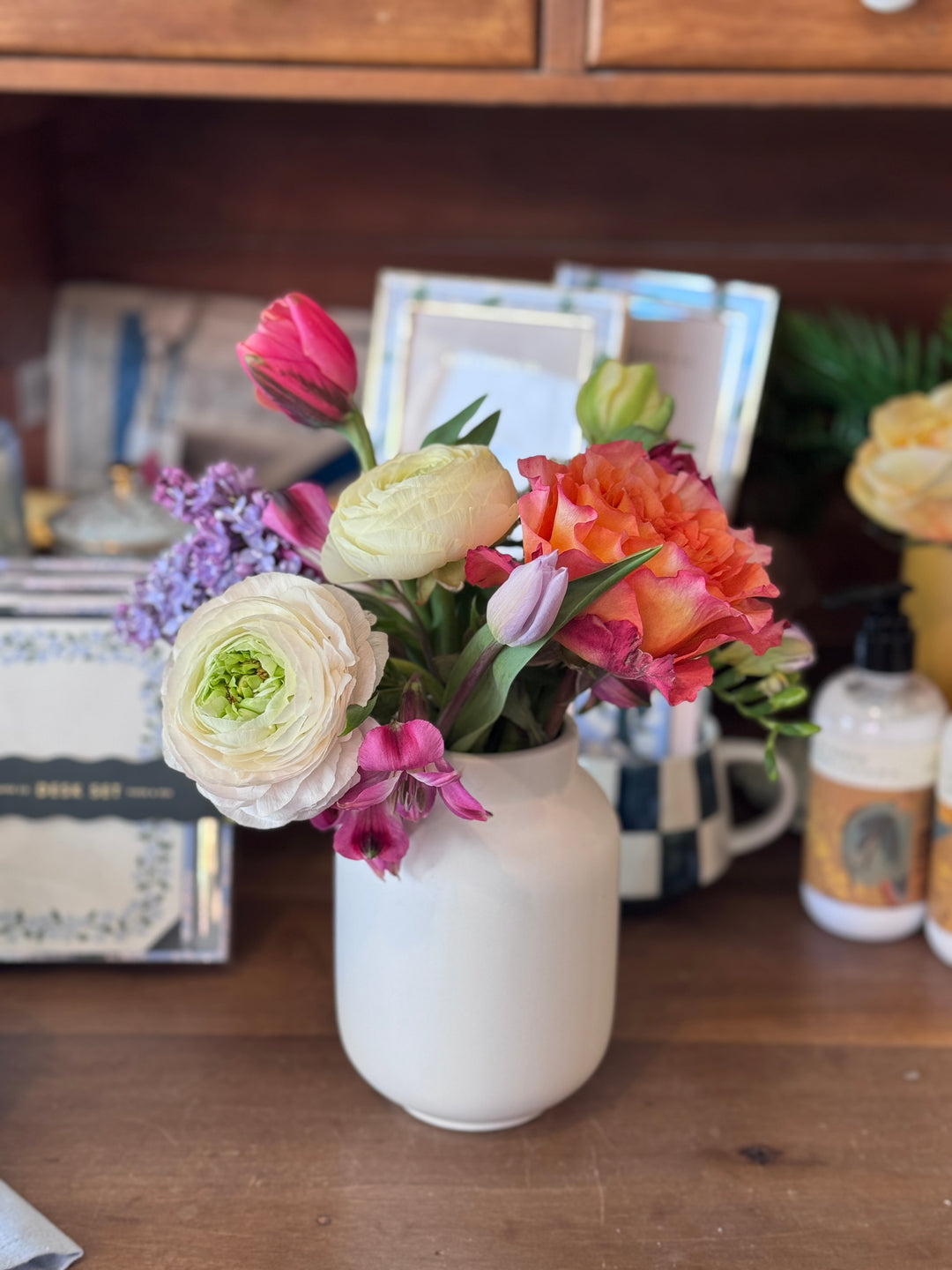 Easter table arrangement flowers Lee's Summit
