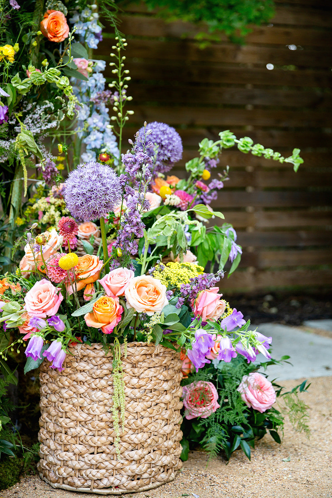 Flowers_in_baset_garden_arbor_wedding_florals_Kansas_City_Firehouse.jpg