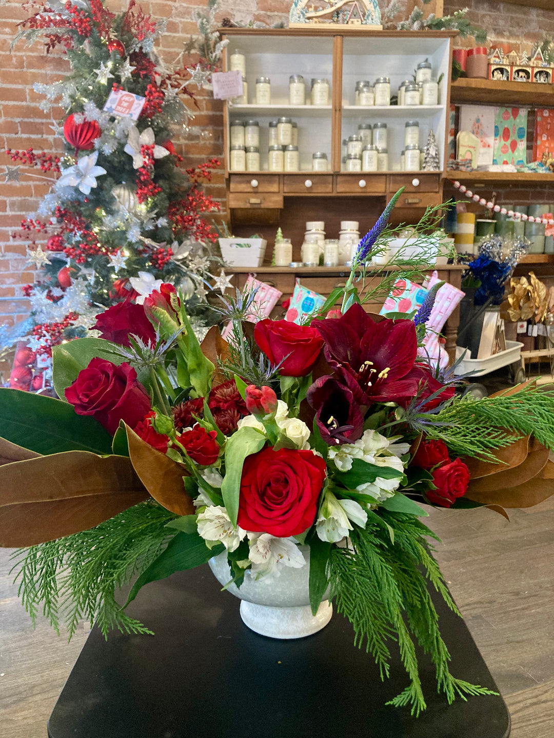 Christmas arrangement Kansas City Florist Lee's Summit Delivery