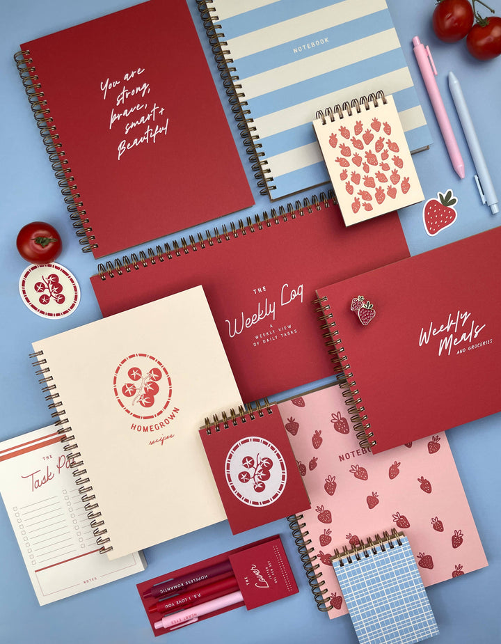 Ruff House Print Shop - Strawberry Pattern Journal : Lined Notebook