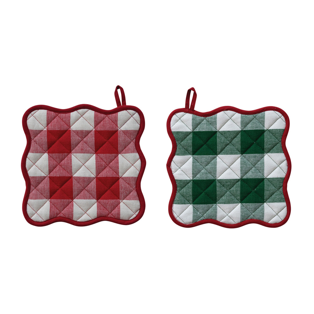 Two-Sided Cotton Scalloped Pot Holder with Buffalo Check Pattern & Piping