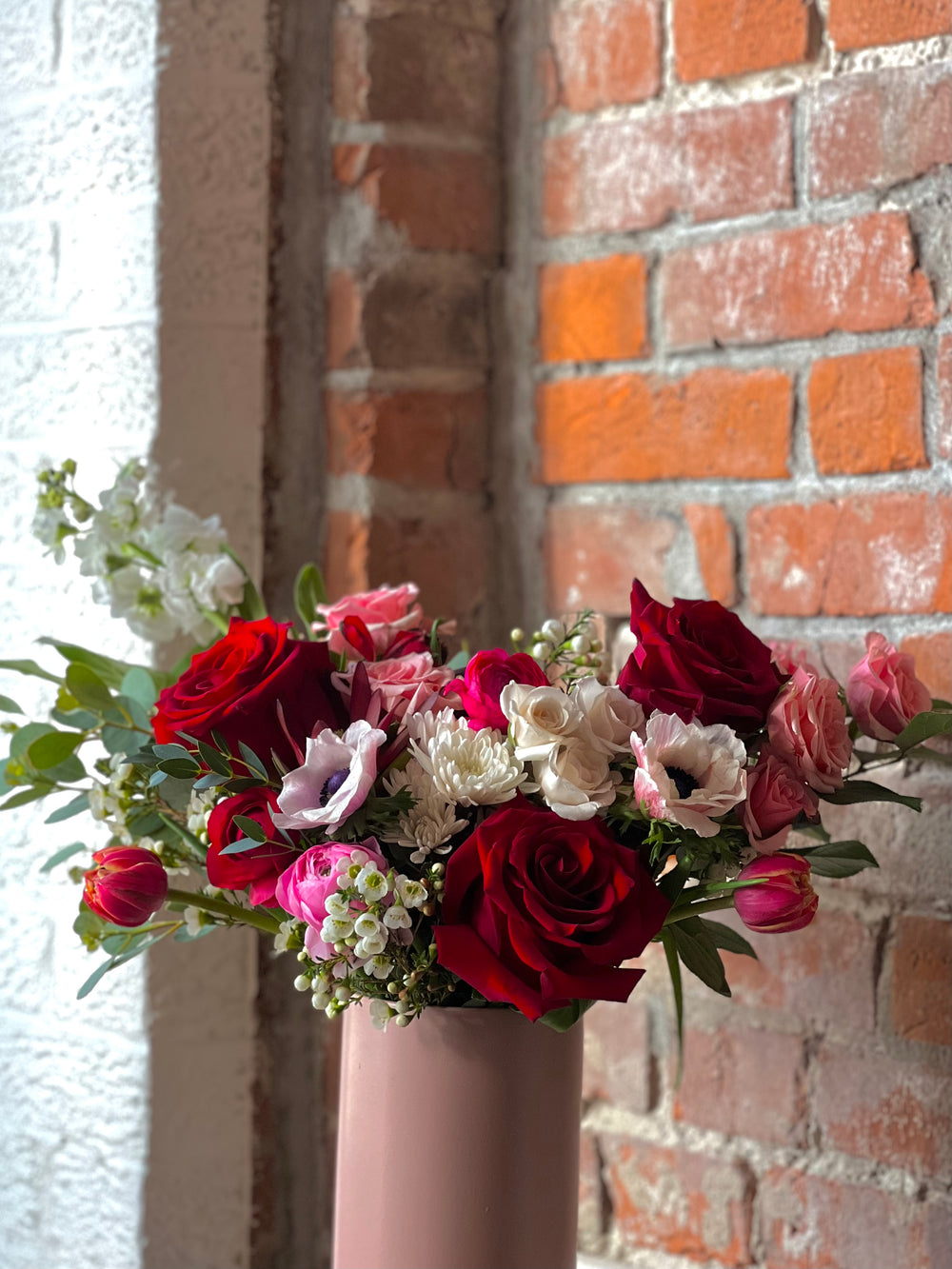 Kansas City Florist Valentine's Day Flowers Roses Ranunculus Anenomes
Oh So Lovely in Pinks and Reds - Floral Arrangement, Lee's Summit, MO, Bel Fiore Co. Flower Bar + Boutique